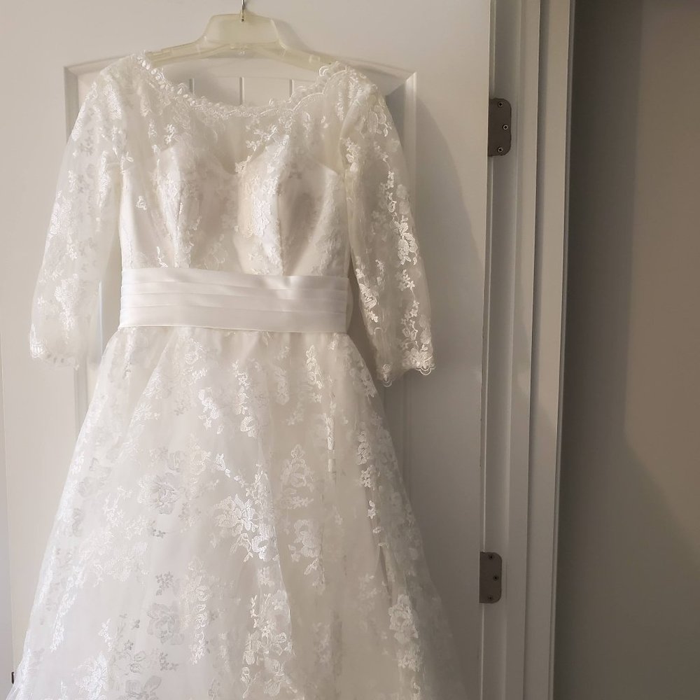 NWOT Prom / Wedding Dress